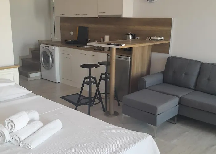 With View Γύθειο